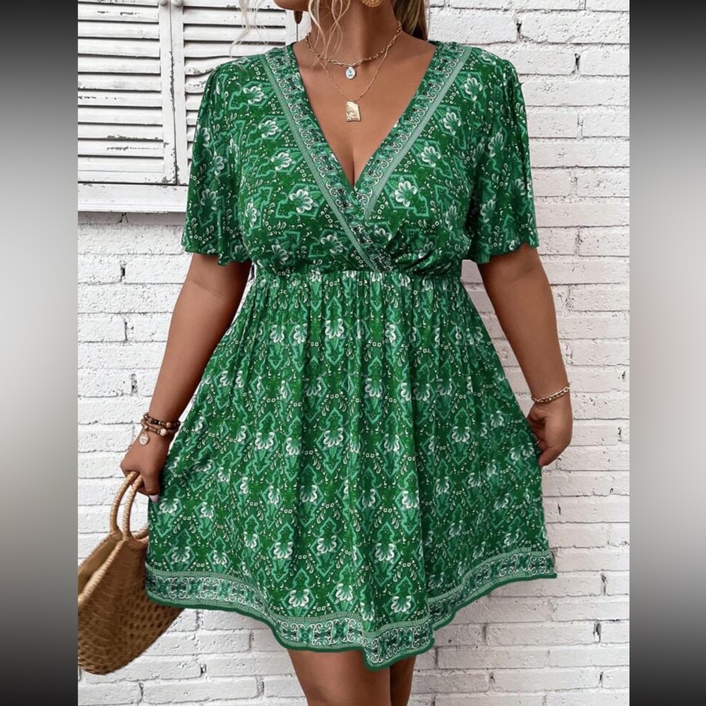 Boho plus size floral print butterfly sleeve dress red - Picture 10 of 10